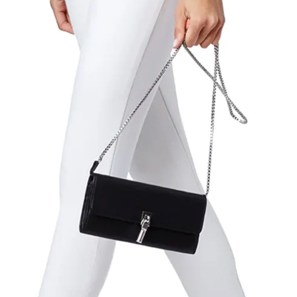 Elizabeth and James Black Cynnie Wallet on Chain